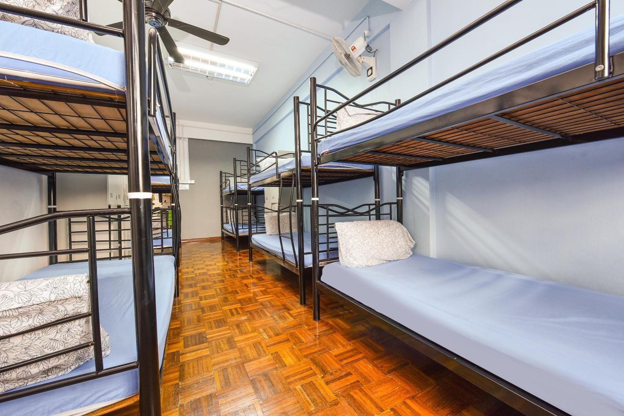 Spot On 89872 Kuantan Backpackers Otel Dış mekan fotoğraf